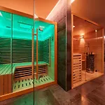 Vakantiehuis B-arak Wellness Pod Horama
