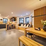 B-arak Wellness Pod Horama Vakantiehuis